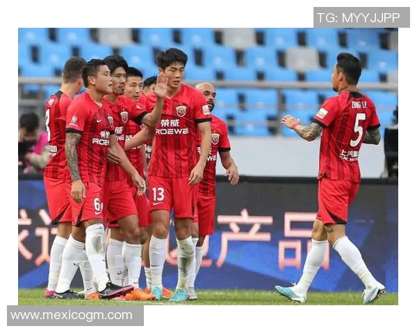 奥乌苏精彩抽射助力深圳新鹏城再创辉煌展现球队强大实力 奥乌苏精彩抽射助力深圳新鹏城再创辉煌展现球队强大实力