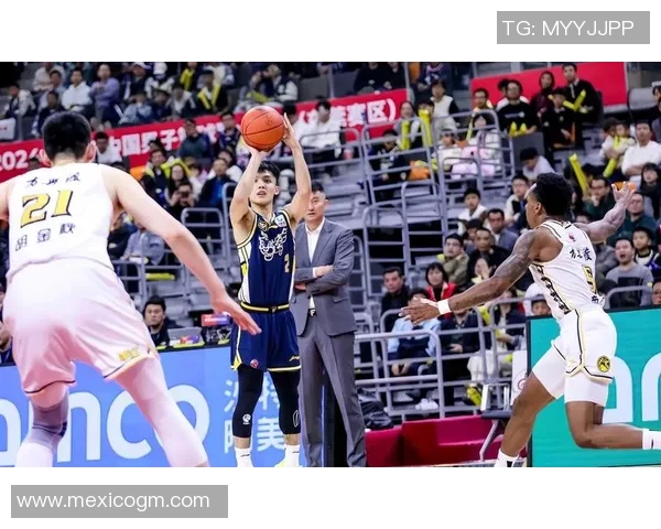 徐杰闪耀CBA全明星赛展现非凡球技引发球迷热议