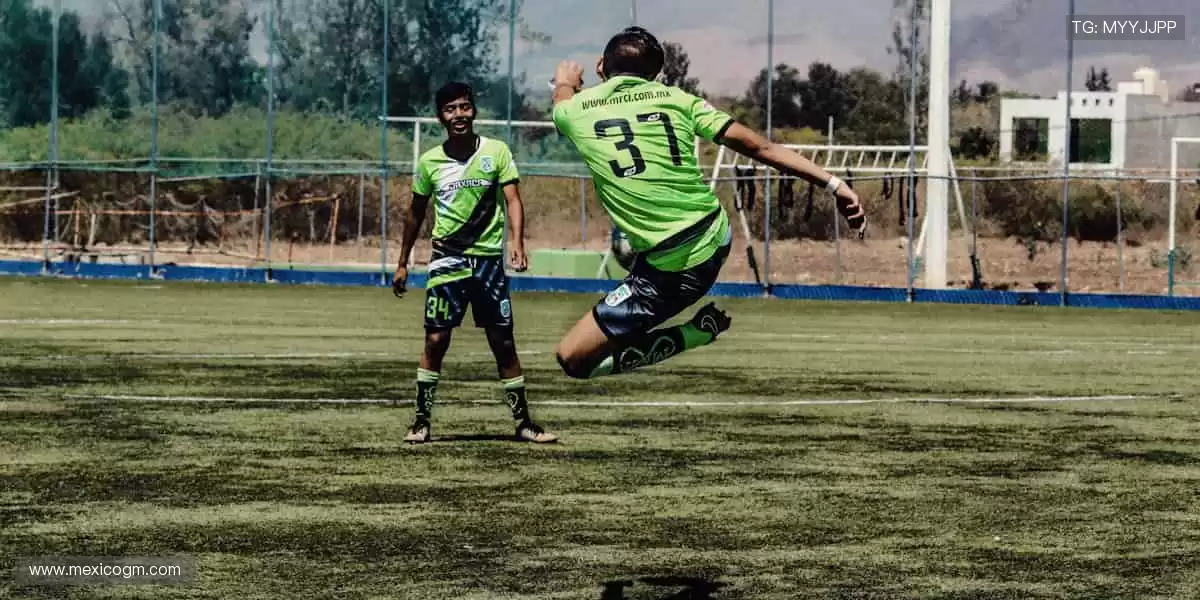 汗水与荣耀同在，赛事舞台由你主宰！🏆